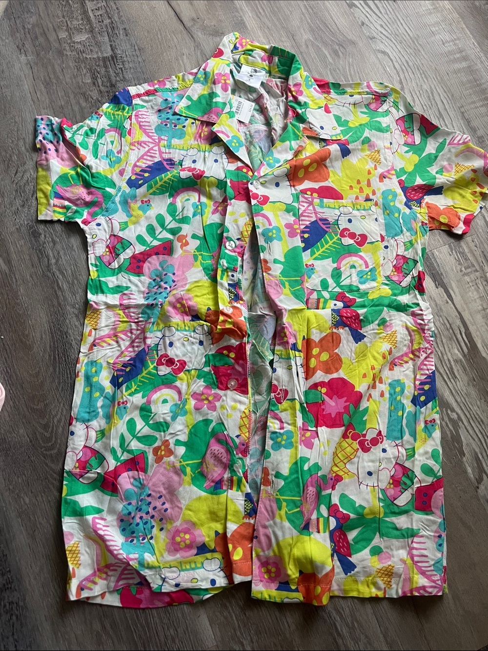 Hello Kitty Multicolor Floral & Character Button-Down Shirt